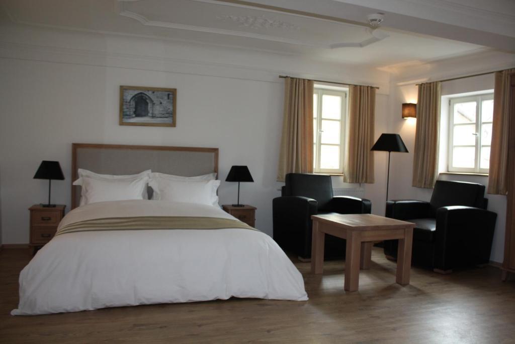 Hotel Hahnmuehle 1323 Coburgo Quarto foto