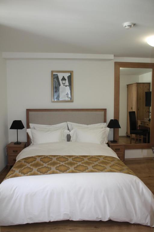 Hotel Hahnmuehle 1323 Coburgo Quarto foto